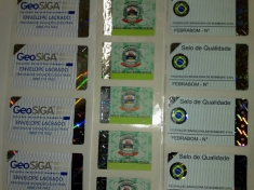 Selo Adesivo com Impressão Holográfica