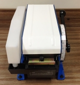 Aparelho Semi-Automático (manual) para Aplicação de Fita Gomada - FOTO 3